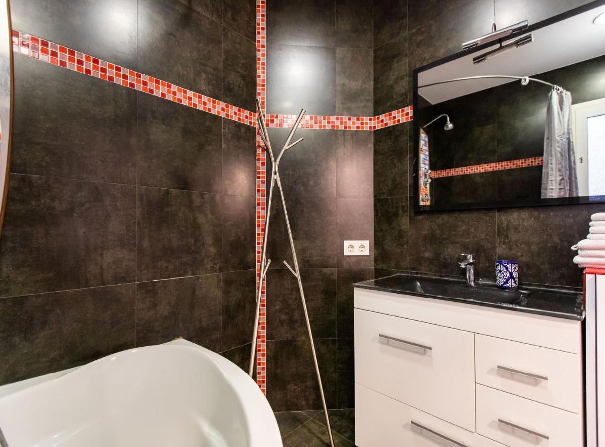 Tapioles - Lovely Apartment Tapioles Barcelona Ngoại thất bức ảnh